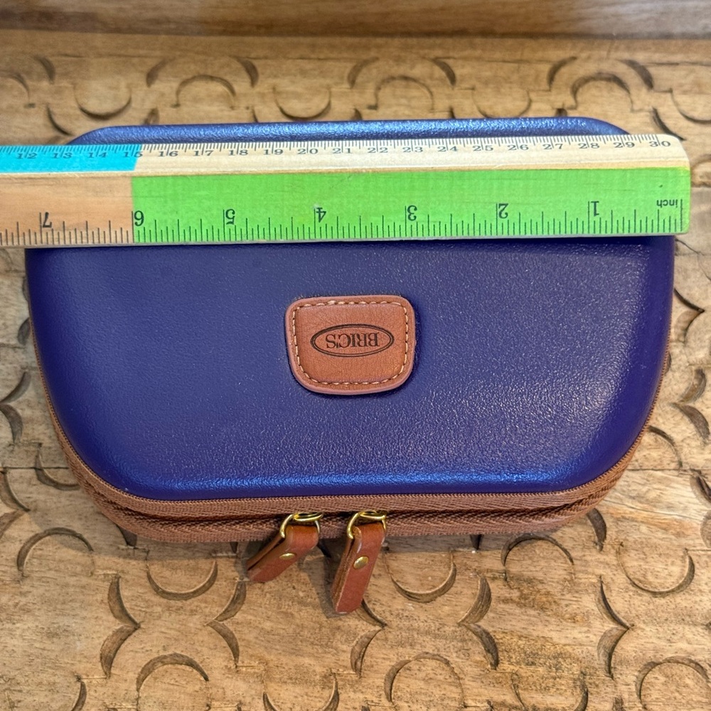 Bric's Hardshell Toiletry Case - image 5